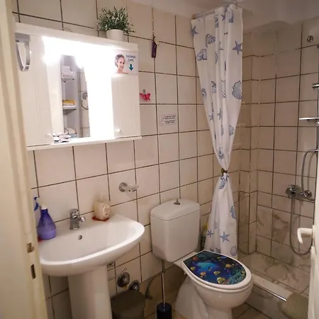 Krassi Apartment, Agios Mattheos 아파트 Ágios Matthaíos
