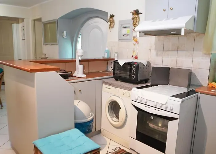 Krassi Apartment, Agios Mattheos