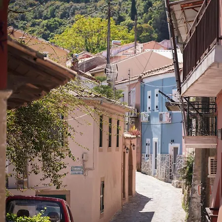 Krassi Apartment, Agios Mattheos Lejlighed