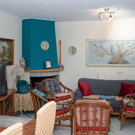 Lejlighed Krassi Apartment, Agios Mattheos